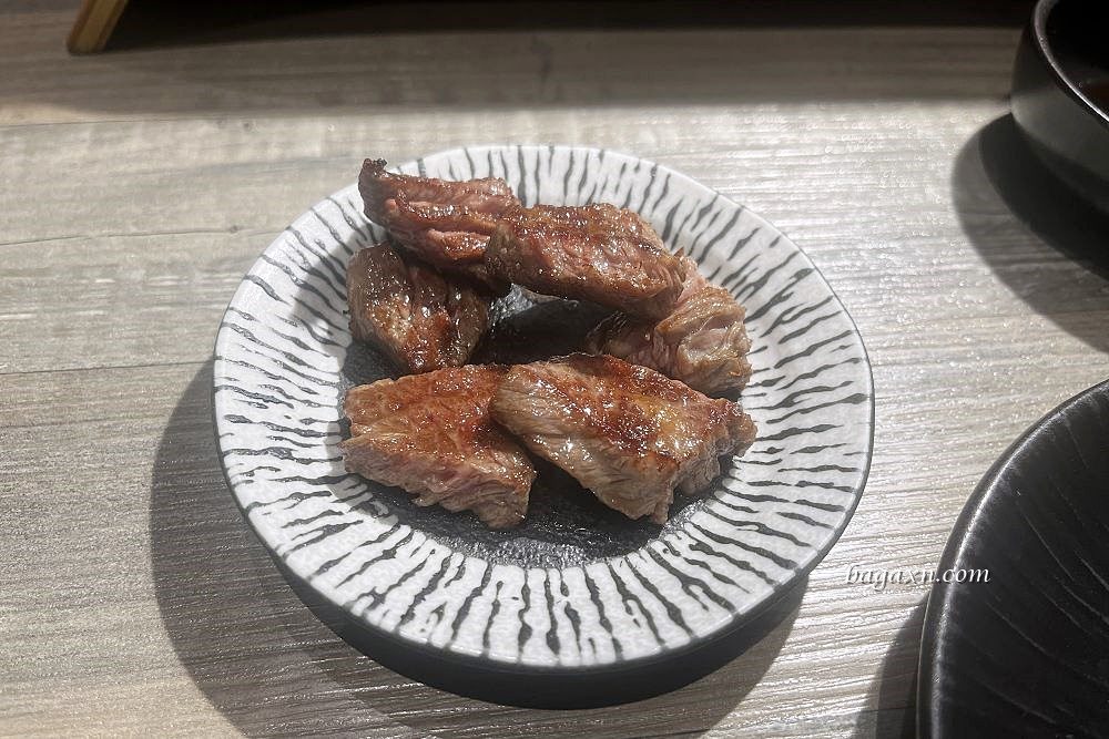 台中西區燒肉│KoDō和牛燒肉。鮮嫩和牛燒肉入口即化，和牛咖哩也很好吃