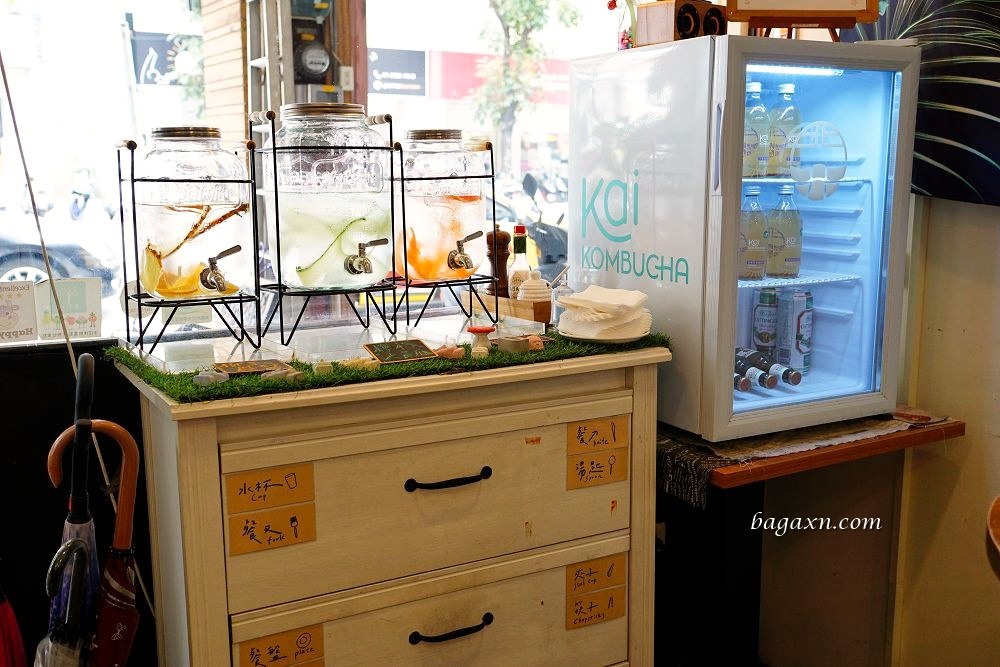 台中蔬食餐廳推薦│VegFarm無國界蔬食餐廳。環保未來肉吃起來口感超真實 - 第5張圖 台中蔬食餐廳推薦│VegFarm無國界蔬食餐廳。環保未來肉吃起來口感超真實